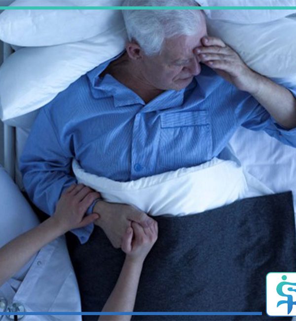 استخدام مراقب سالمند شیفت شب